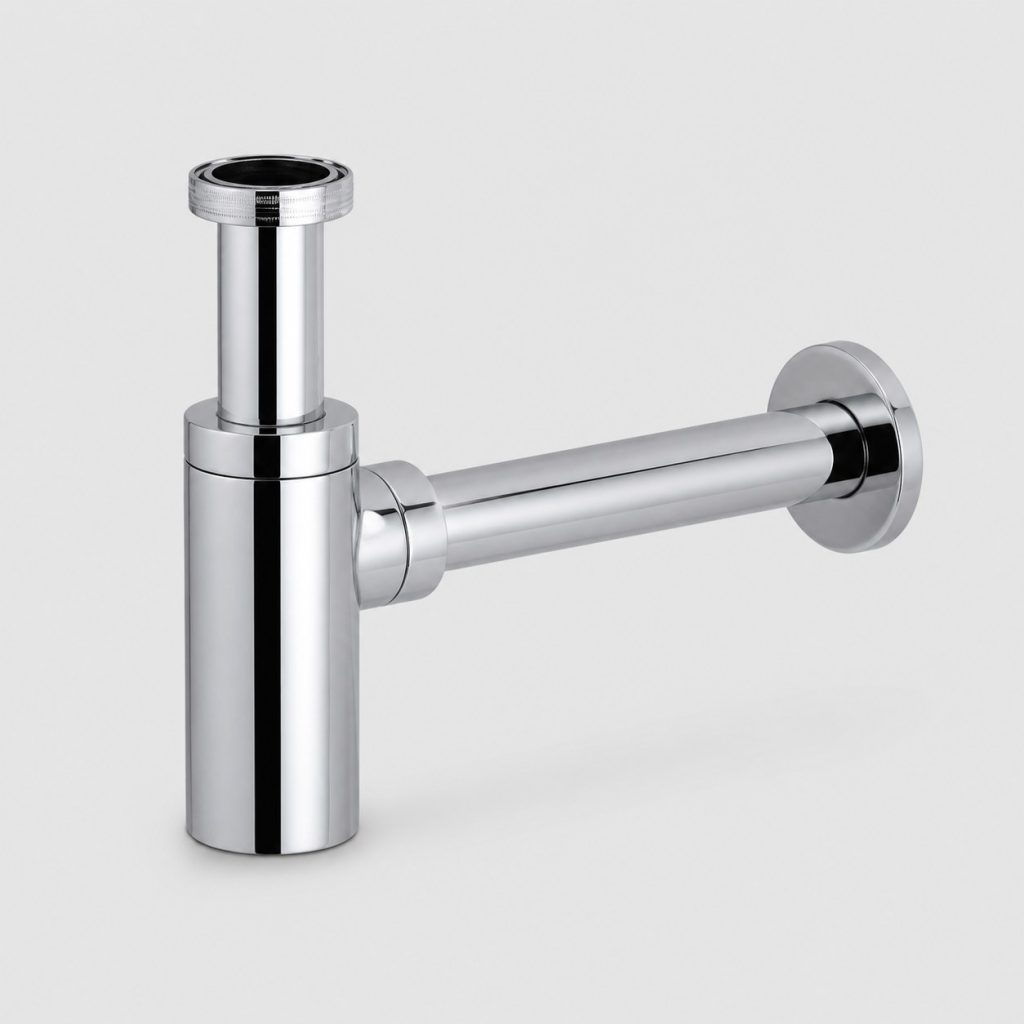 Siphon de lavabo design en laiton chromé sur fond clair